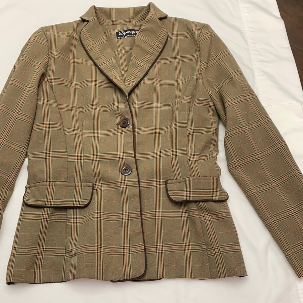Women’s 2 button blazerjacket